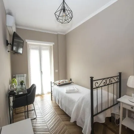 Vacanze Romane Oda ve Kahvaltı Roma